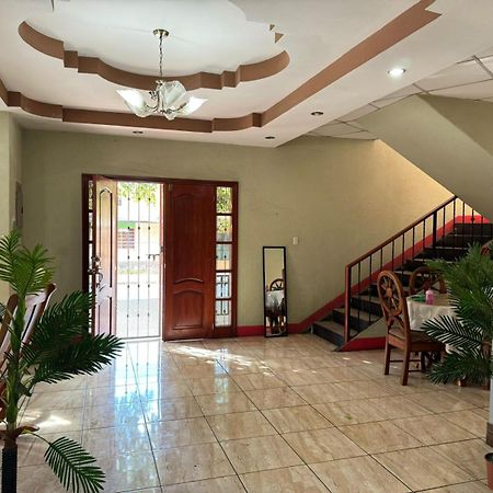 Villalobos Hotel マナグア エクステリア 写真